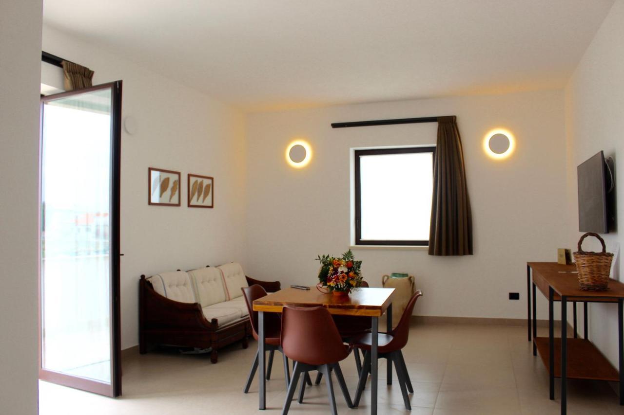 Masseria Rifisa Agriresort Caprarica di Lecce Экстерьер фото